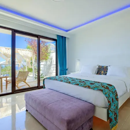 Highclere And (adults Only)