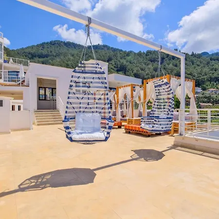 ホテル Highclere And (adults Only) 3*