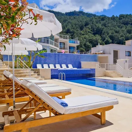 Highclere And (adults Only)