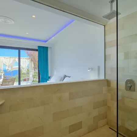 Highclere And (adults Only) Hotel