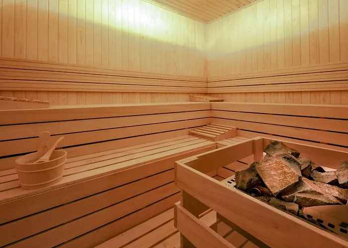 Highclere And (adults Only) Hotel