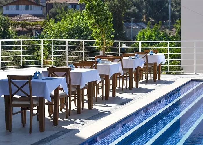 Highclere And (adults Only) 3*