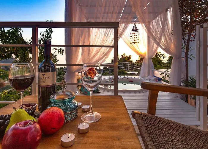 מלון Highclere And (adults Only) 3*