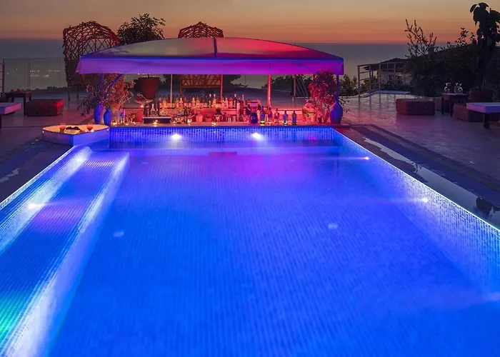 Szálloda Highclere And (adults Only) 3*