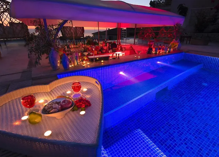 Highclere And (adults Only)