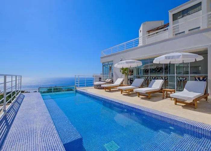 Szálloda Highclere And (adults Only) 3*