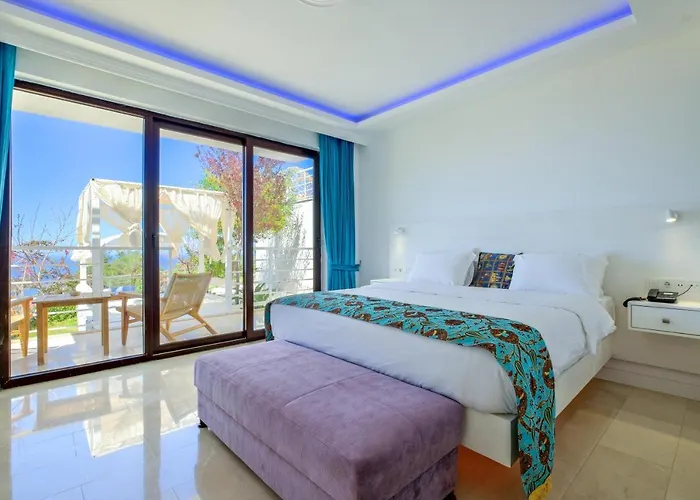 Highclere And (adults Only)