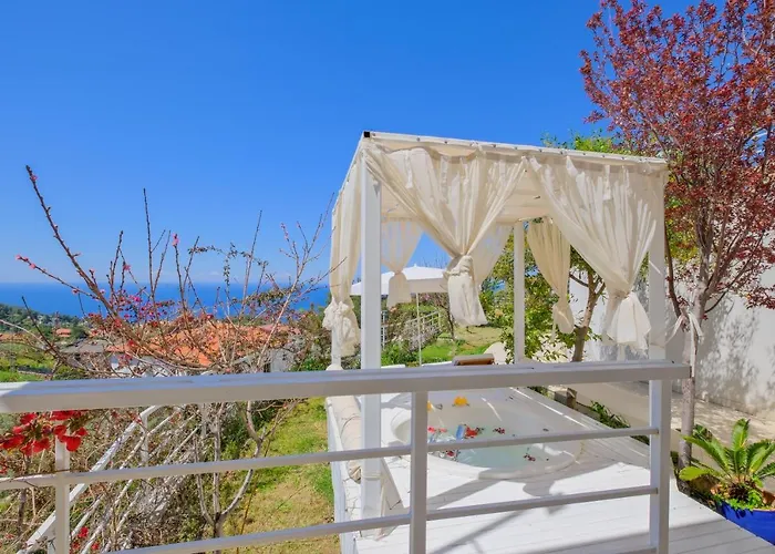 Highclere And (adults Only) 3* Faralya