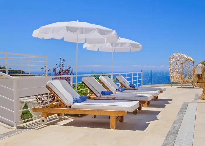 Highclere And (adults Only) מלון