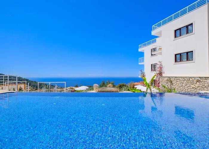 מלון Highclere And (adults Only) 3*