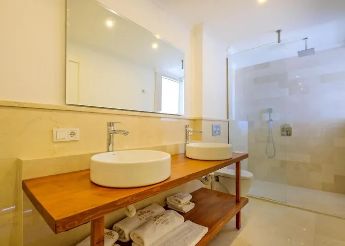 Hotel Highclere And (adults Only)