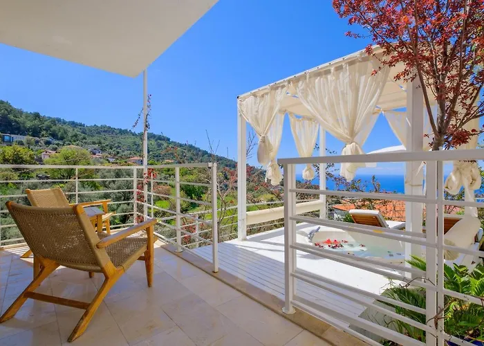 Highclere And (adults Only) מלון פאראליה