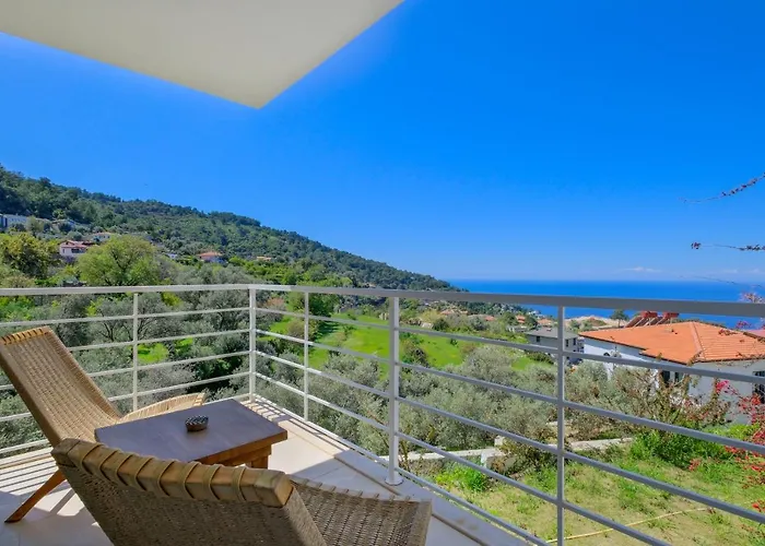 Highclere And (adults Only)