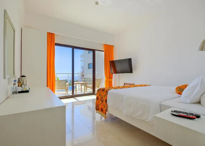 Highclere And (adults Only) Faralya