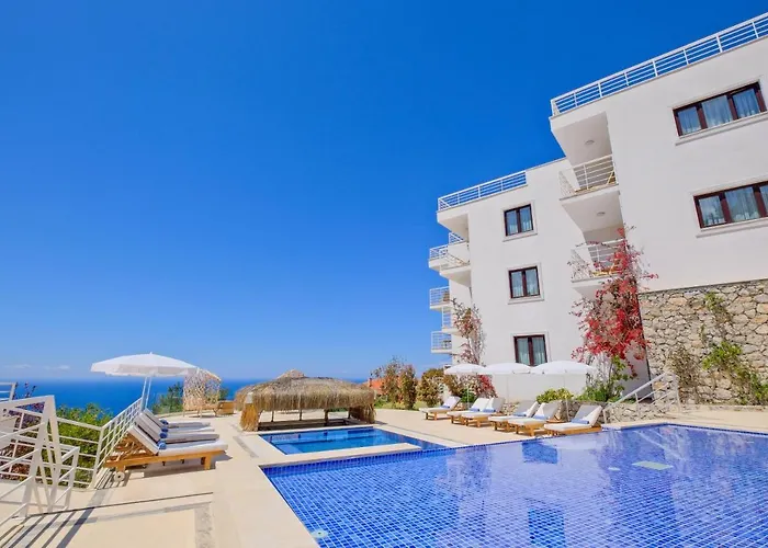 Highclere And (adults Only)